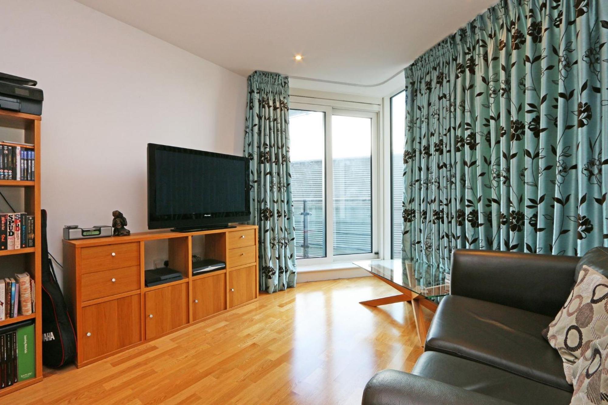 Riverside 1 Bed Apartment London Ngoại thất bức ảnh